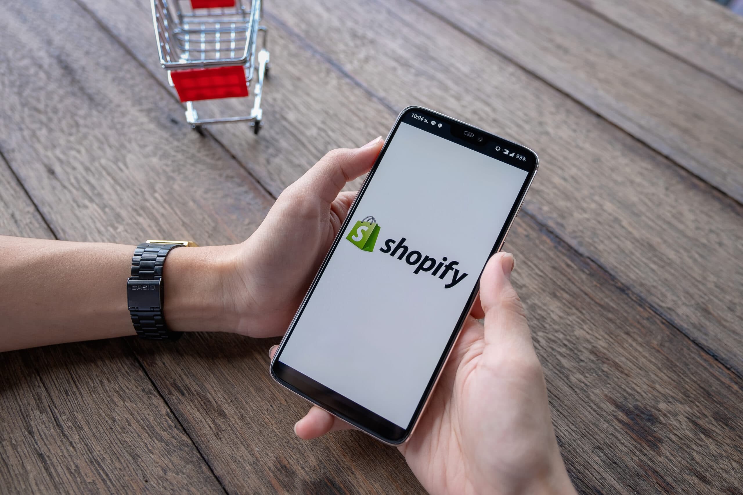 Top 6 Shopify Web Design Agencies in the USA